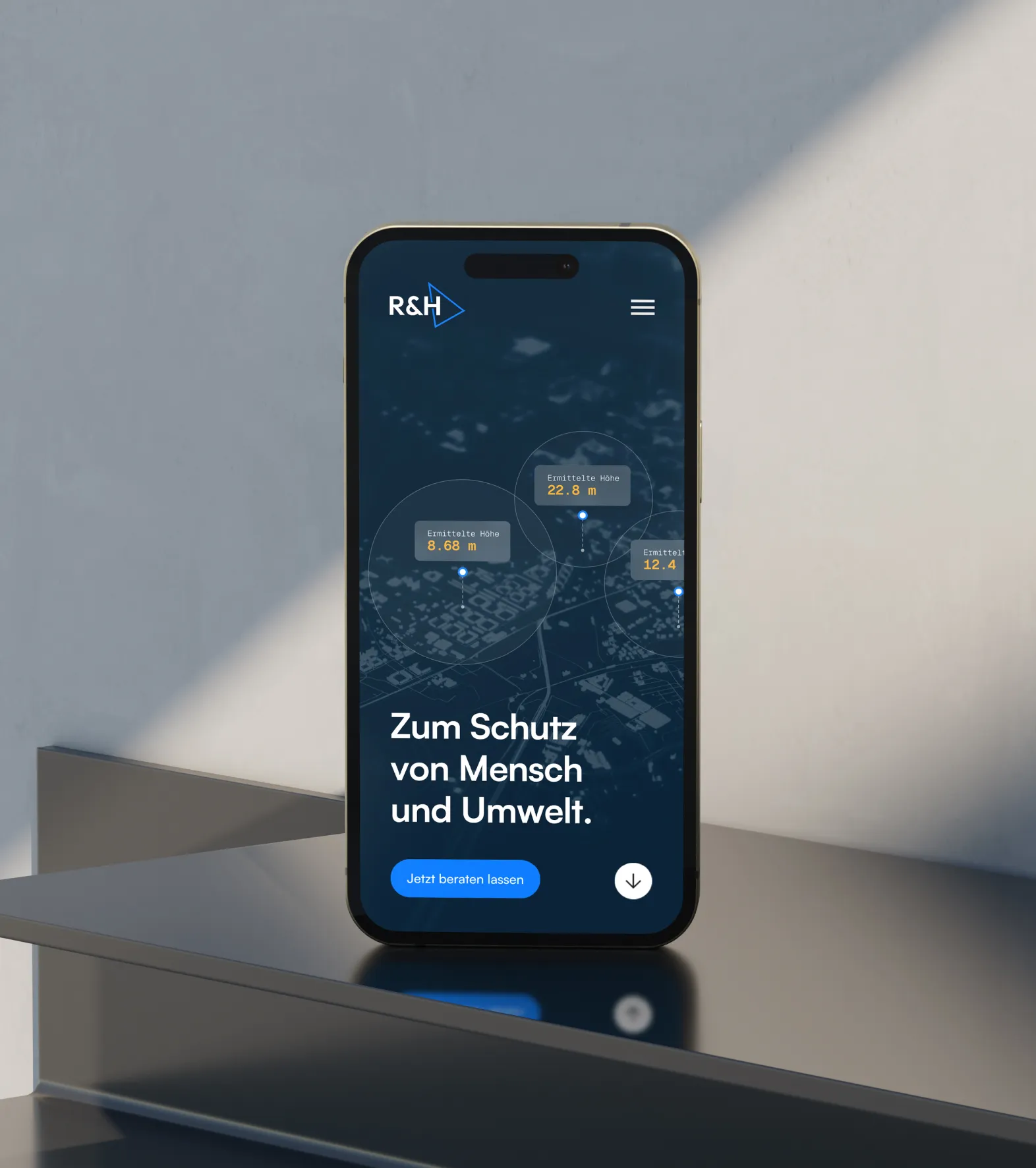 Website mockup of Richters & Hüls on iphone
